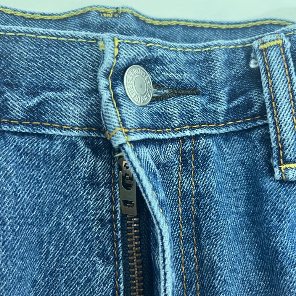 Levi Strauss & Co. 505 Mens Size 36x29 Straight Ankle Jeans Blue Denim 5-Pocket - Picture 2 of 12
